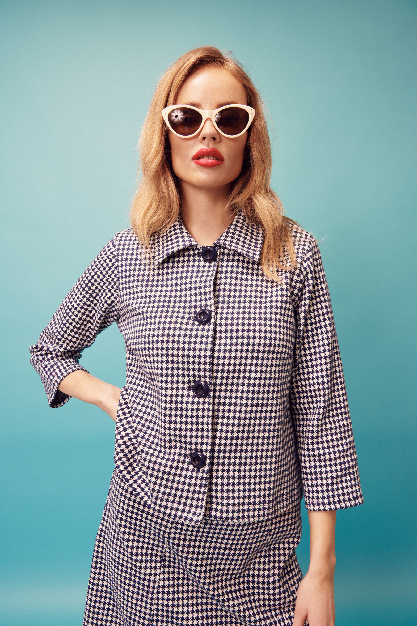 Mela Blazer